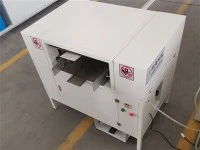 Qual é o sistema de controle de uma máquina de enrolar travesseiros?